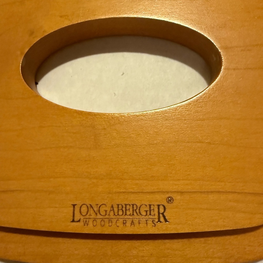 Longaberger Wooden Tissue Holder with Plaid Liner - Picture 5 of 5